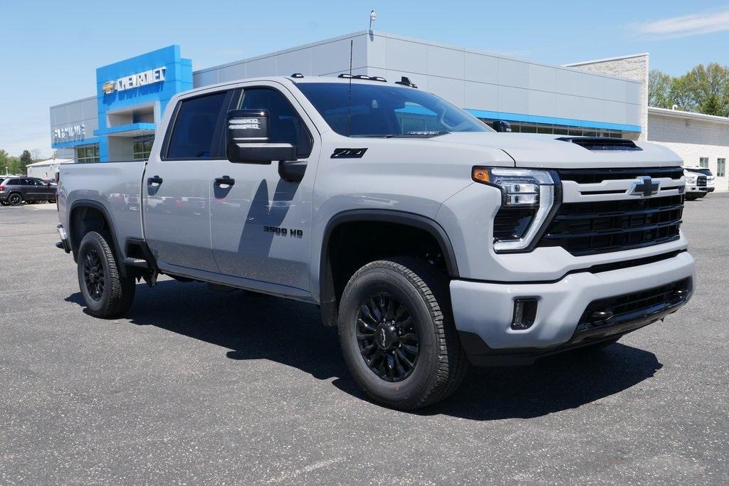 new 2024 Chevrolet Silverado 3500 car, priced at $74,010