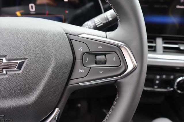 new 2025 Chevrolet Trax car, priced at $27,040