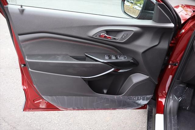 new 2025 Chevrolet Trax car, priced at $27,585