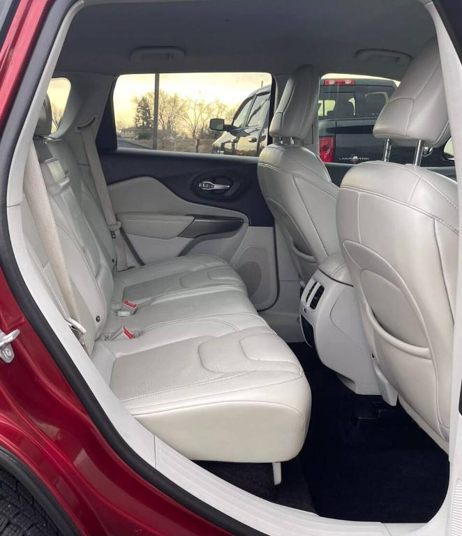 used 2019 Jeep Cherokee car, priced at $16,950