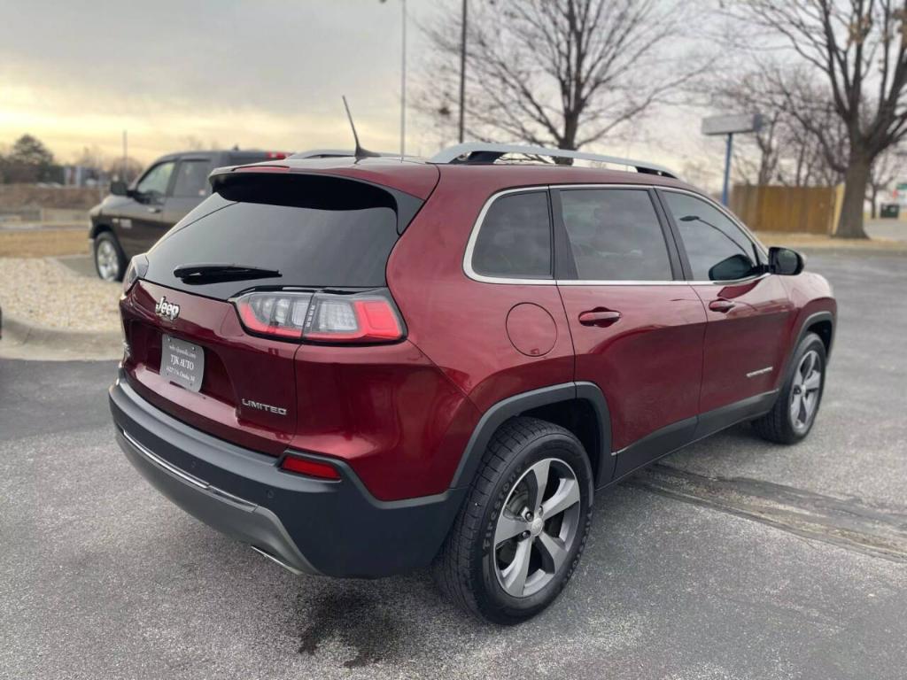 used 2019 Jeep Cherokee car, priced at $16,950