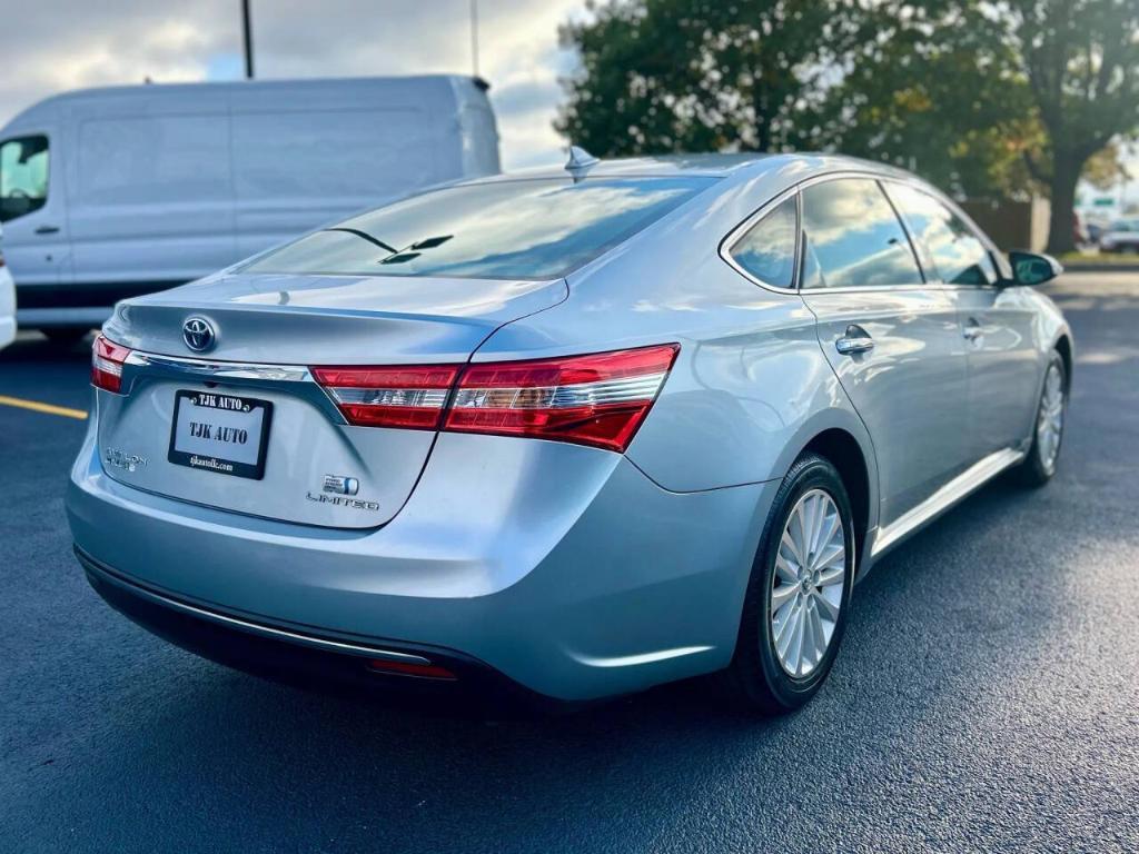 used 2015 Toyota Avalon Hybrid car, priced at $16,500
