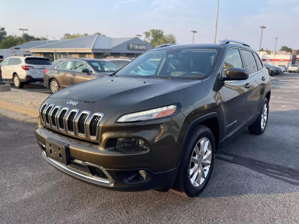 used 2016 Jeep Cherokee car, priced at $13,500