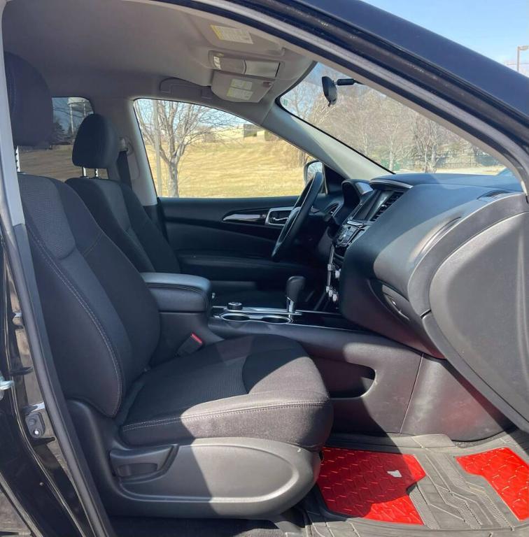 used 2020 Nissan Pathfinder car, priced at $16,950