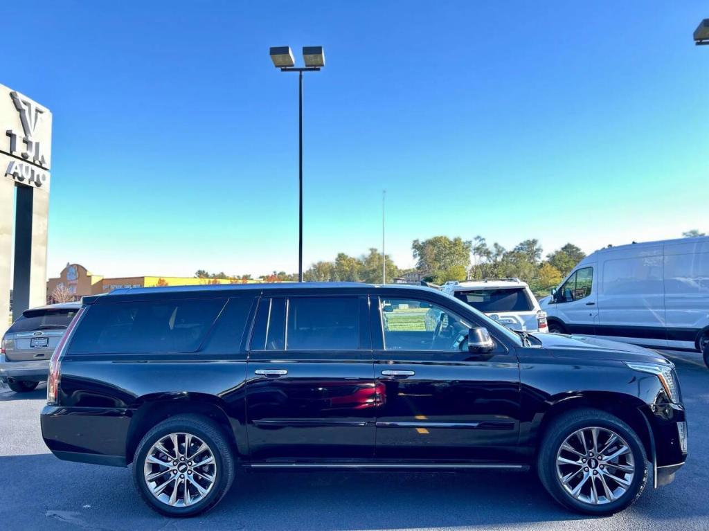 used 2020 Cadillac Escalade ESV car, priced at $36,500