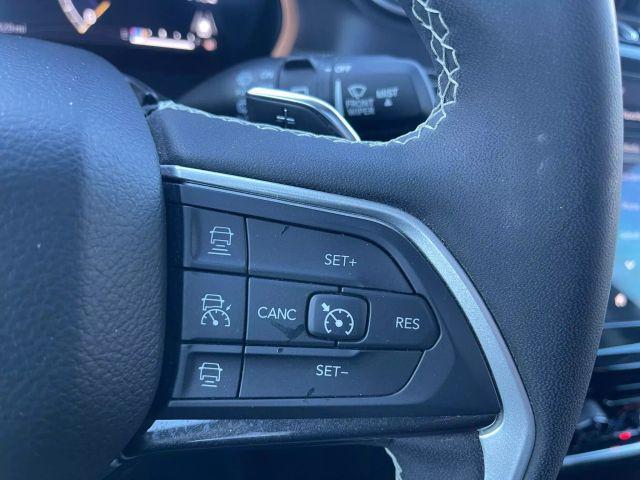 used 2023 Jeep Grand Cherokee car, priced at $28,950