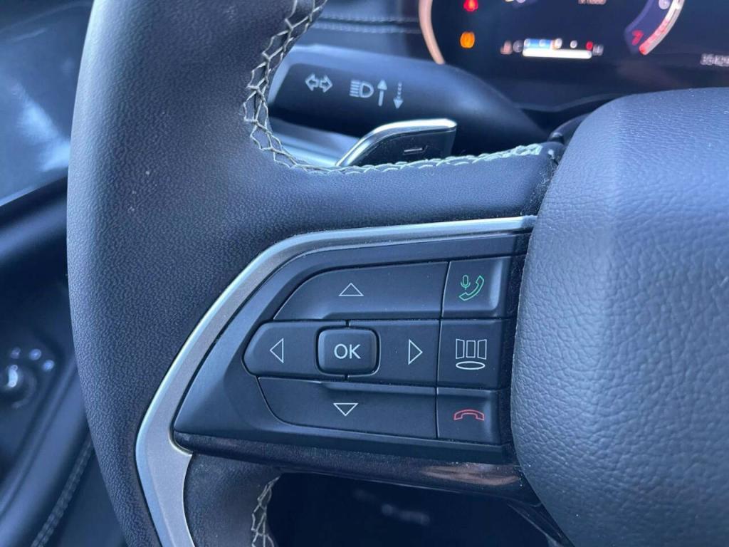used 2023 Jeep Grand Cherokee car, priced at $27,500