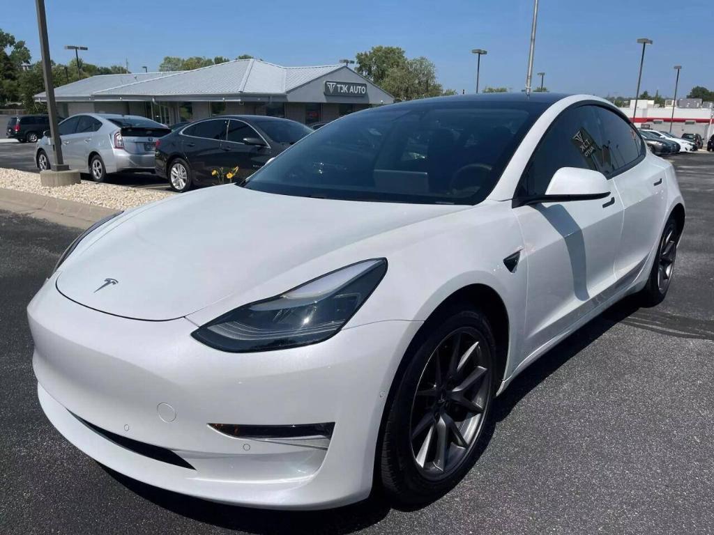 used 2021 Tesla Model 3 car, priced at $32,500