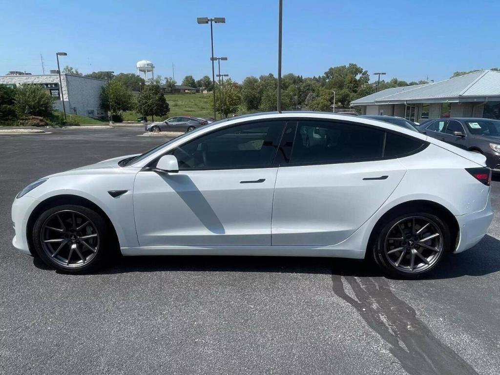 used 2021 Tesla Model 3 car, priced at $32,500