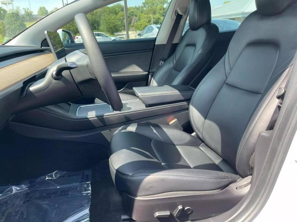 used 2021 Tesla Model 3 car, priced at $32,500