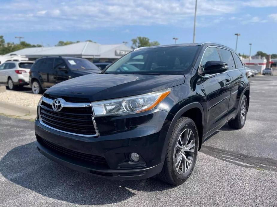 used 2016 Toyota Highlander car, priced at $20,999