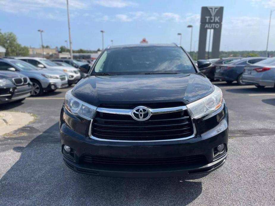 used 2016 Toyota Highlander car, priced at $20,999