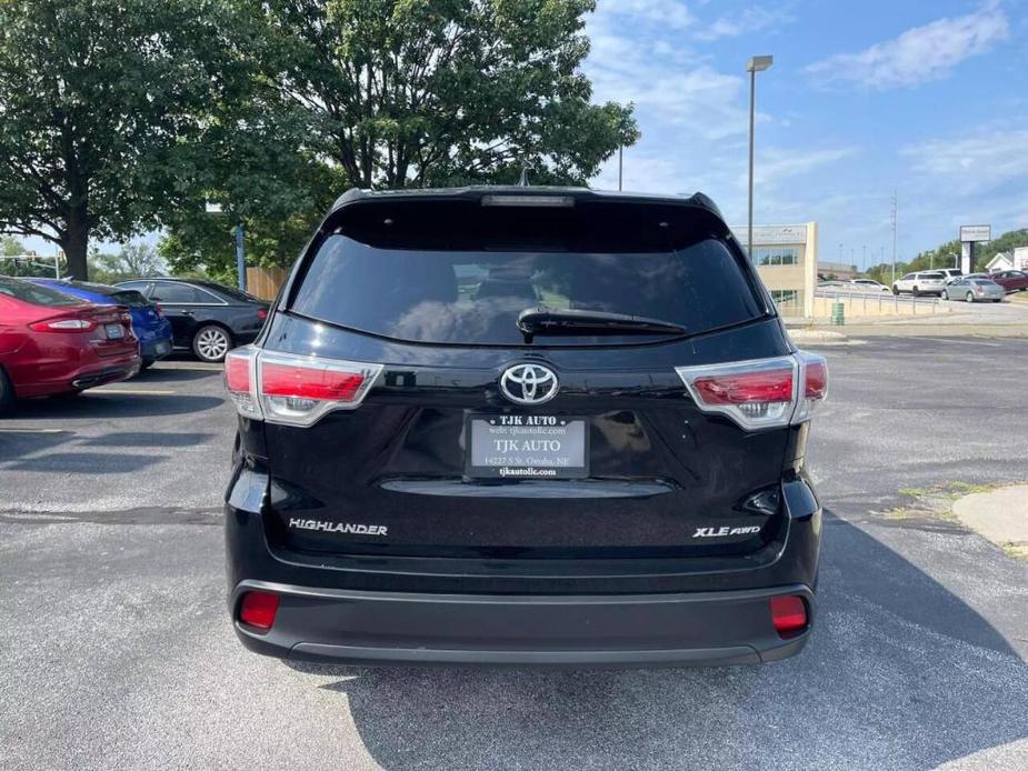 used 2016 Toyota Highlander car, priced at $20,999