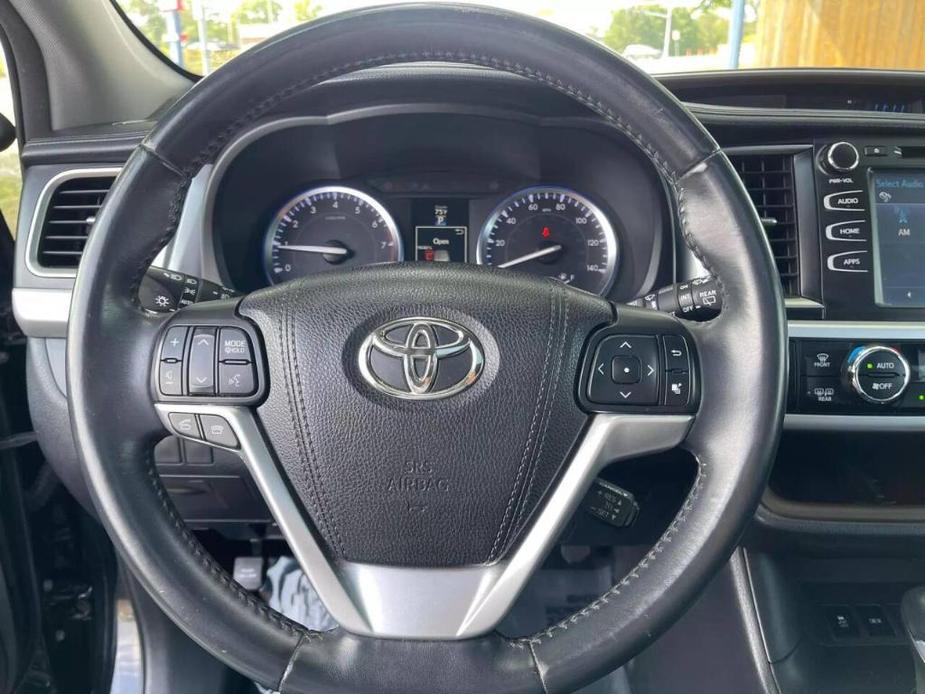 used 2016 Toyota Highlander car, priced at $20,999