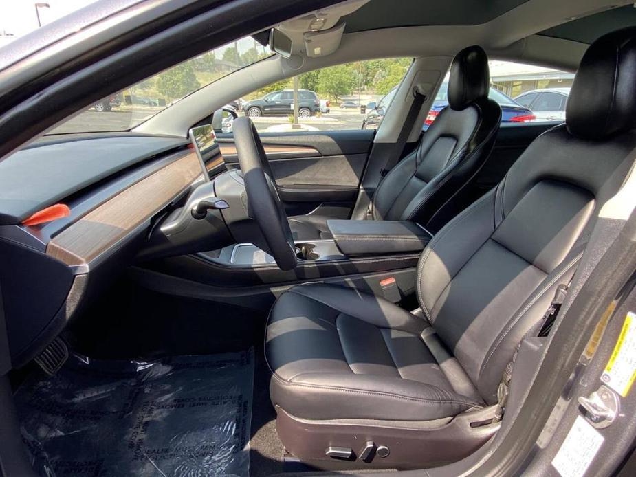 used 2022 Tesla Model 3 car, priced at $32,500