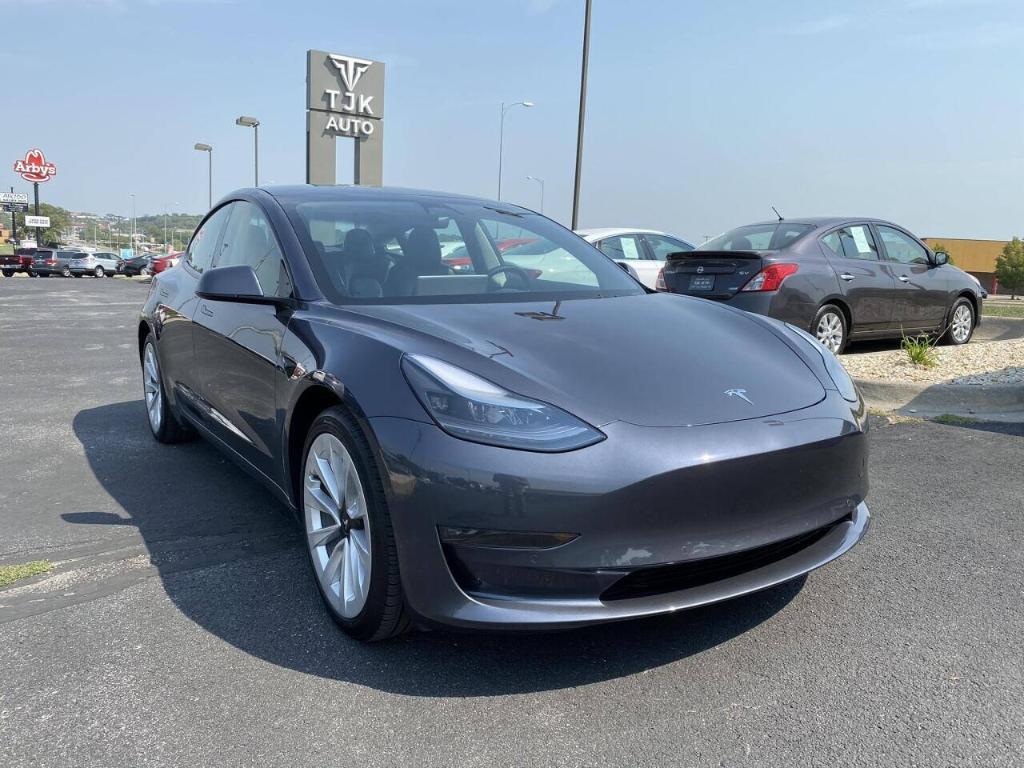 used 2022 Tesla Model 3 car, priced at $32,500