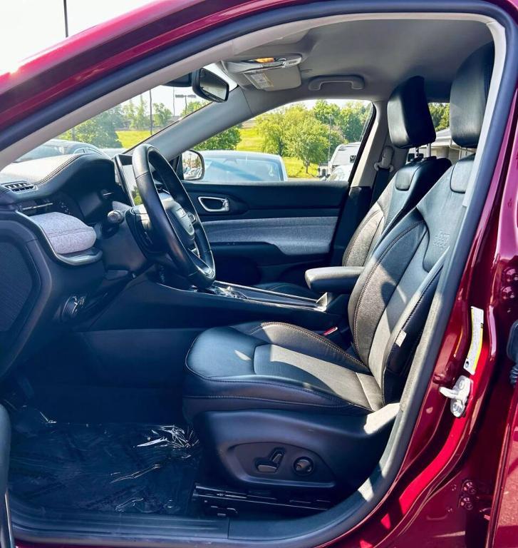 used 2022 Jeep Compass car, priced at $18,950