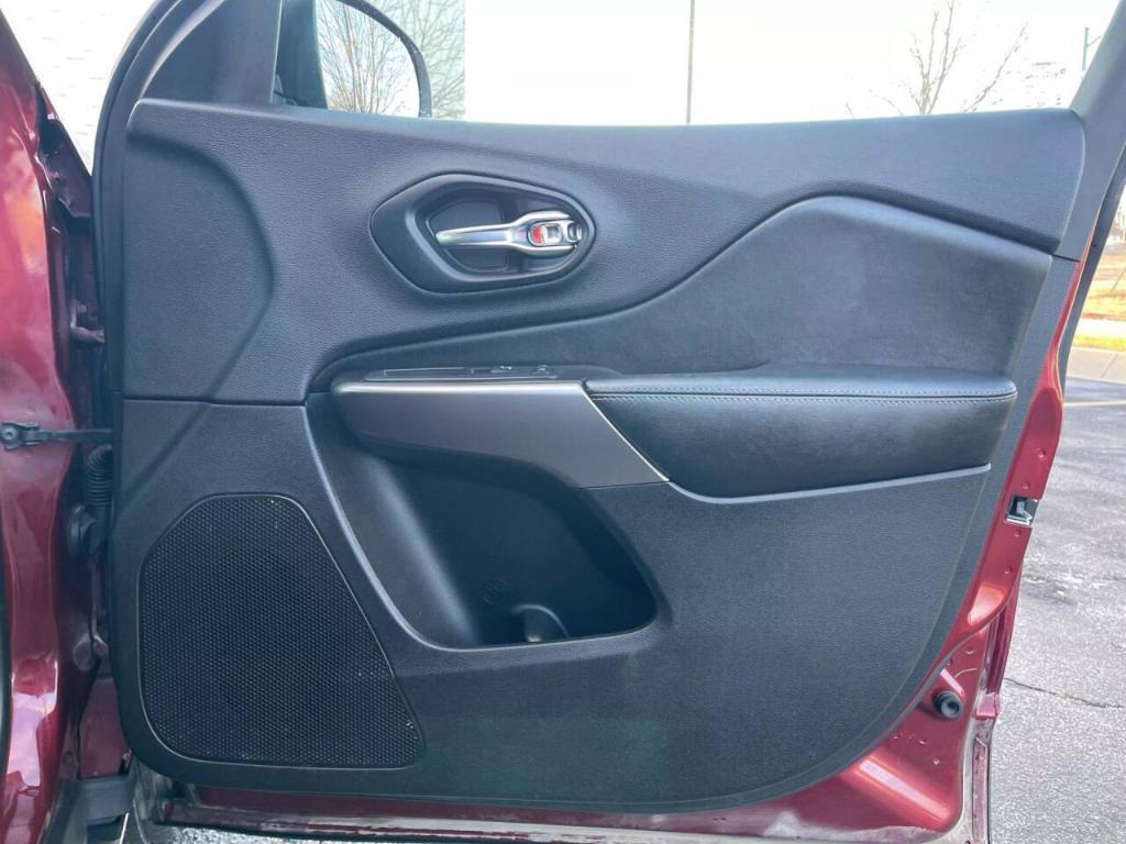 used 2019 Jeep Cherokee car, priced at $19,950