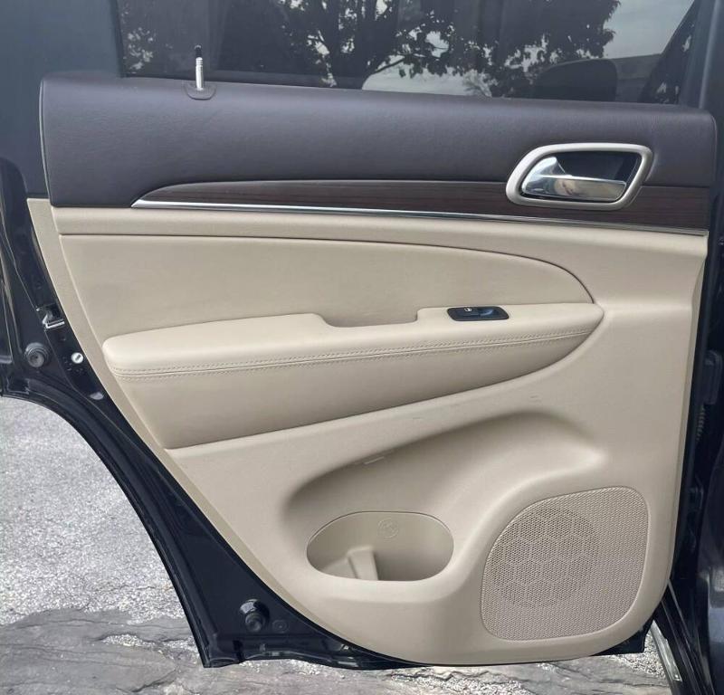 used 2014 Jeep Grand Cherokee car, priced at $10,950