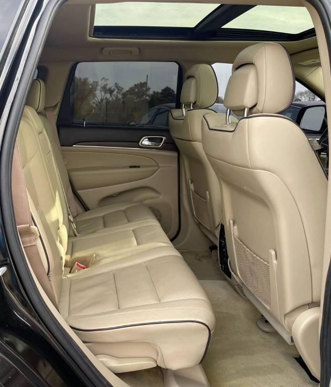 used 2014 Jeep Grand Cherokee car, priced at $11,999