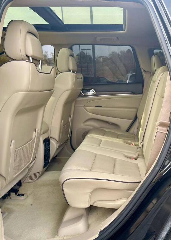used 2014 Jeep Grand Cherokee car, priced at $11,999
