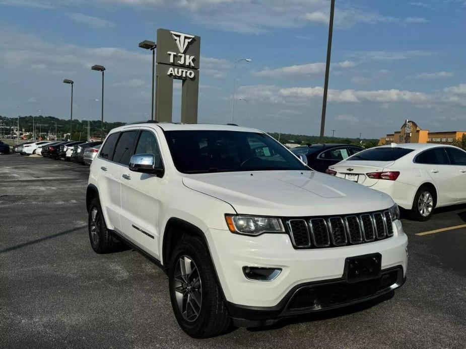 used 2017 Jeep Grand Cherokee car, priced at $18,500