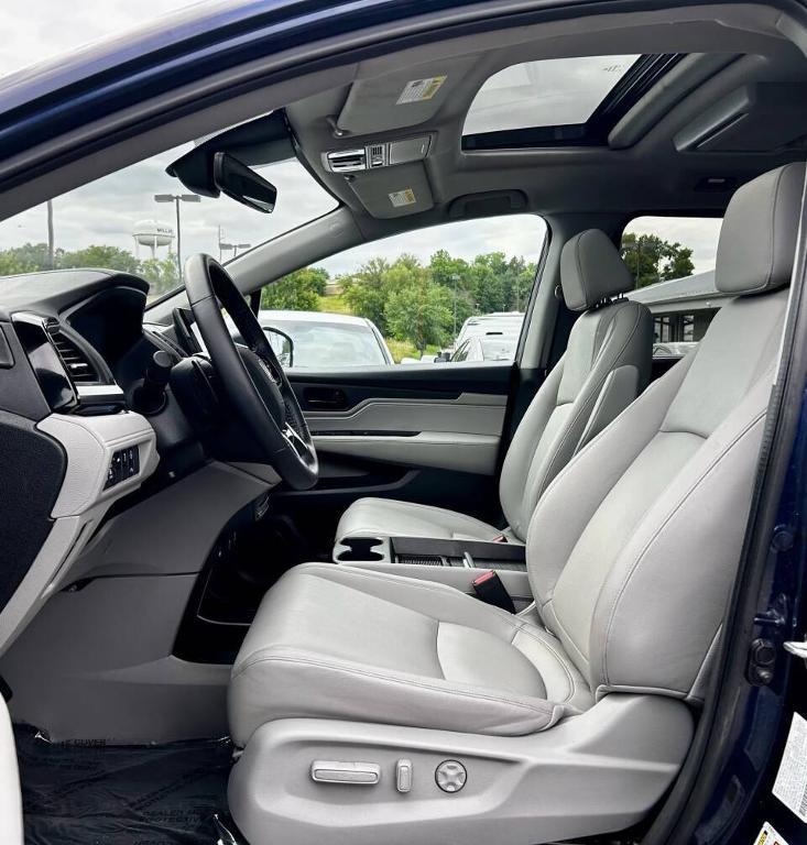 used 2024 Honda Odyssey car, priced at $34,950