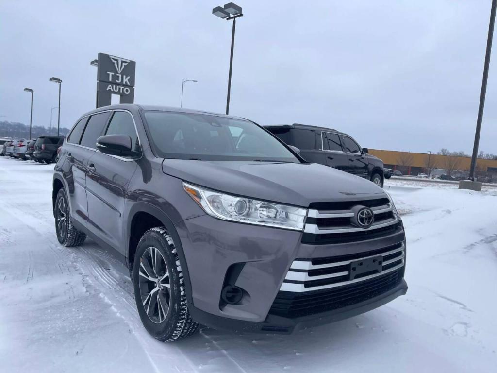 used 2019 Toyota Highlander car, priced at $23,500