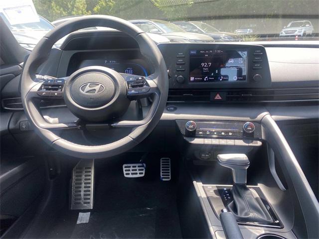 new 2025 Hyundai Elantra car, priced at $25,105