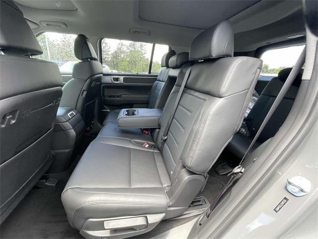 used 2025 Hyundai Santa Fe car, priced at $40,900