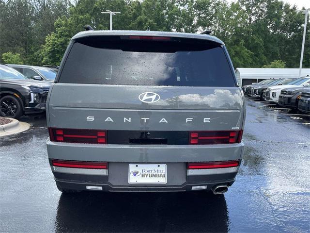 used 2025 Hyundai Santa Fe car, priced at $40,900