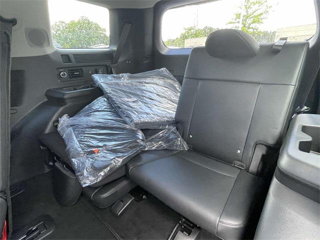 used 2025 Hyundai Santa Fe car, priced at $40,900