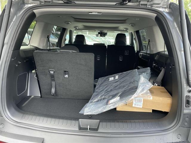 used 2025 Hyundai Santa Fe car, priced at $40,900