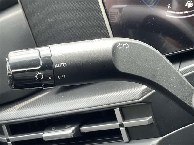 new 2025 Hyundai Santa Fe car, priced at $43,075