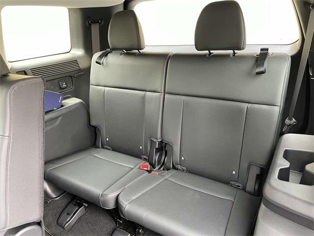 new 2025 Hyundai Santa Fe car, priced at $43,075