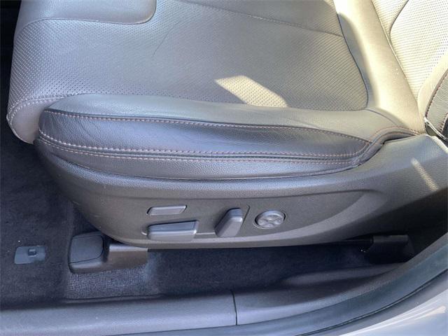 used 2020 Hyundai Santa Fe car, priced at $22,900