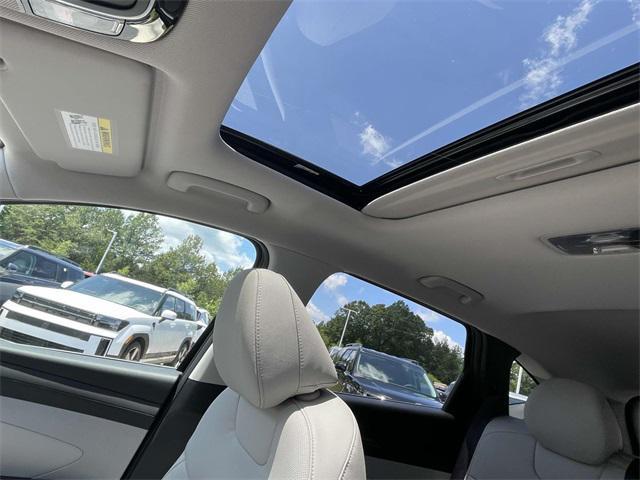 new 2025 Hyundai Tucson car, priced at $35,105