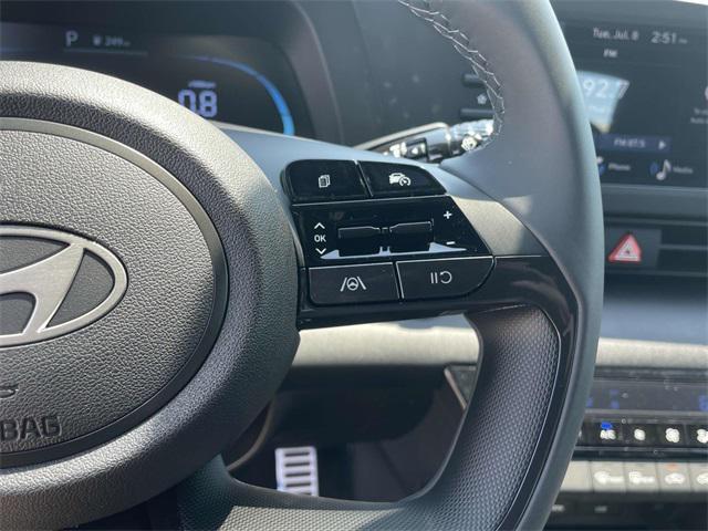 new 2025 Hyundai Elantra car, priced at $25,035
