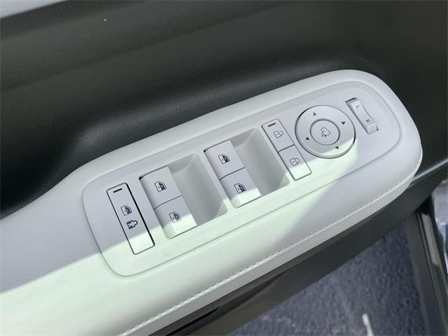 used 2024 Hyundai Santa Fe car, priced at $37,900