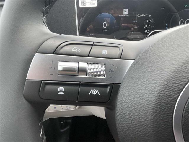 new 2025 Hyundai TUCSON Hybrid car, priced at $39,215
