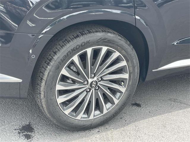 used 2024 Hyundai Palisade car, priced at $42,900