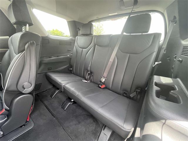 used 2025 Hyundai Palisade car, priced at $39,900