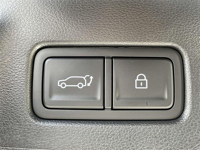 used 2025 Hyundai Santa Fe car, priced at $44,900