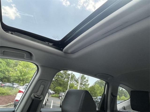 used 2020 Honda CR-V car, priced at $25,900