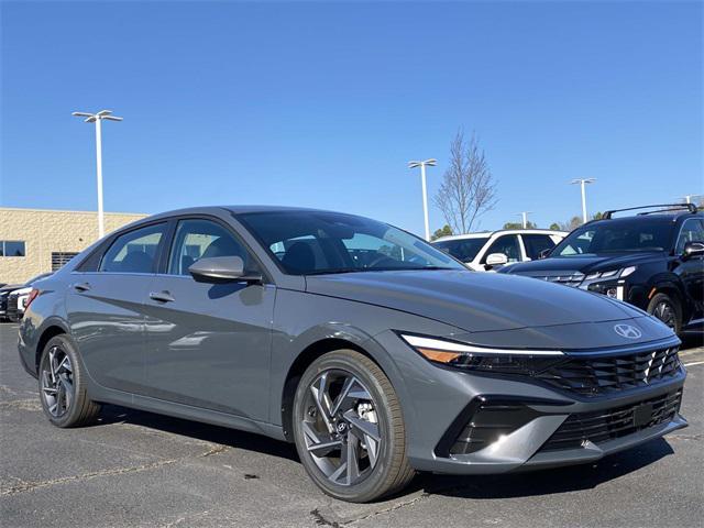 new 2025 Hyundai Elantra car, priced at $27,590