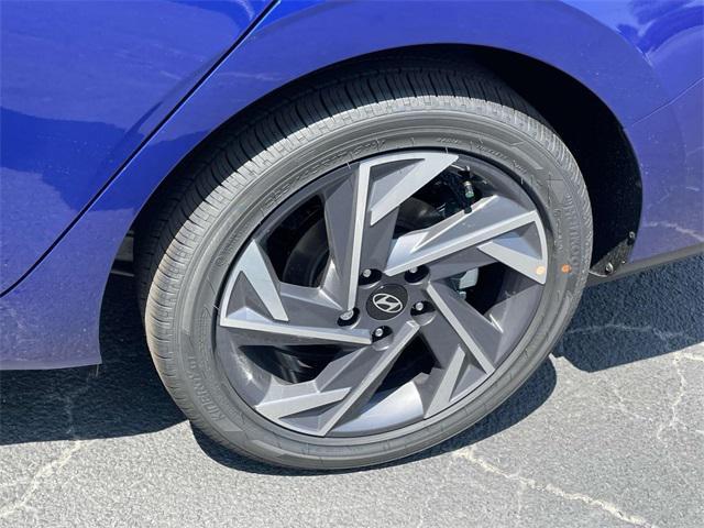 new 2025 Hyundai Elantra car, priced at $29,215