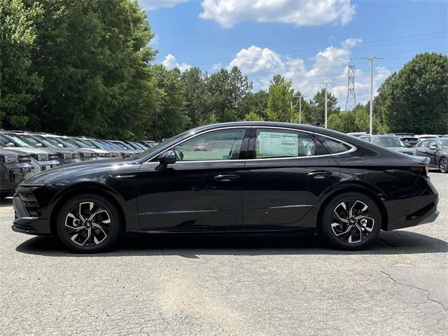 new 2024 Hyundai Sonata car, priced at $29,245