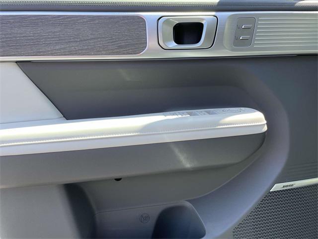 new 2025 Hyundai Santa Fe car, priced at $51,265