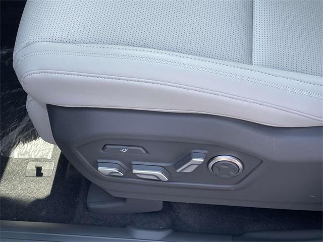new 2025 Hyundai SANTA FE HEV car, priced at $50,160