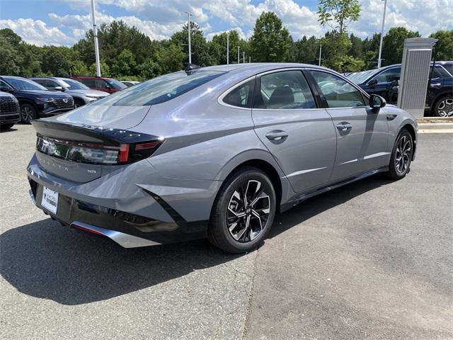 new 2024 Hyundai Sonata car, priced at $28,491